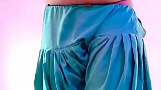 Watch this leaked video: 'Is my sexy body turning you on?' asks the 18-year-old Indian girl.