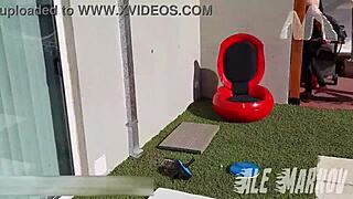 Katrina Punk Termina Cogiendose a Su Personal Trainer en Su Primera Clase de Gimnasia