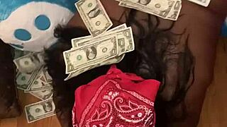 shabrim shaking ass for you, thanking for 10 million views