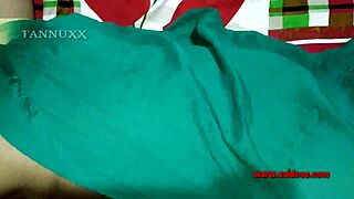 closeup desi girlfriend getting her pussy pounded by boyfriend