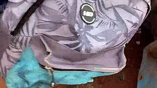 sexo na rua novinha saiu da escola e acabou dando pro pedreiro na casa de construção