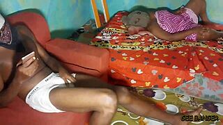 Ebony queen amateur enjoys session