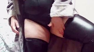 What Wet Pleasures In Unboxing Anal Toys?