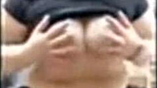 Vau, Kandy Kane ubija svojim divljim veštinama dubokog grla!