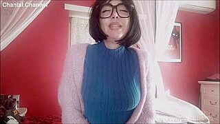 chantal explores her new toy in homemade glamour session