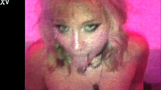 Pierced Hottie Venus Rivers Legs Spread