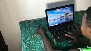 Emris Pounds Quinn Hardcore