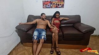 magrinha gostosa em sexo anal doloroso