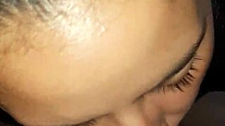 mi novia haciendo lo que le gusta