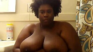 indiana bbw goddess masturbating her big tits and pussy?