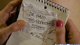 Glam milf, are you seduced by this lesbian teen?