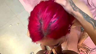 Venezuelan Prisoner Seduces Police Officer