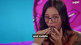 Morena Gostosa Fodendo A Novinha Tatuada