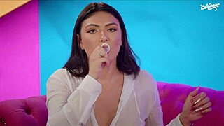 Morena Gostosa Fodendo A Novinha Tatuada