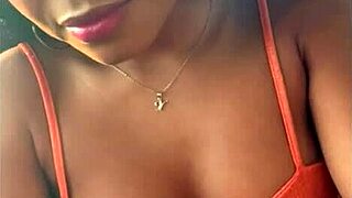 I flash and masturbate with dildo in taxi ride