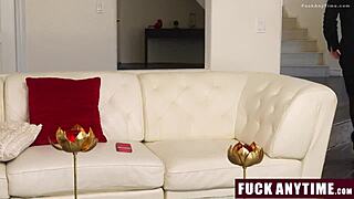 Valentina nappis trainer fucked her at the gym while working out her body - freeuse porn - fuckanytime