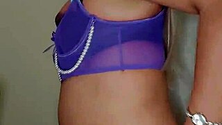 Linda Princesa Transexual Morada