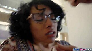 i pounded the real estate agent in rough poses with deepthroat and big tits