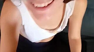 i masturbate my wife with handjob leading to cum