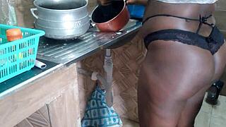 Punheta Afia��o Com Unhas Longas Tormento Orgasmo Na Boca