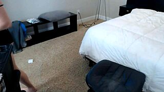 Horny Brunette With Sexy Body Elay Smith Gets Loud Orgasm