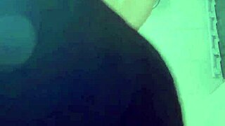 m0ondollyfree greets daddy in intriguing way