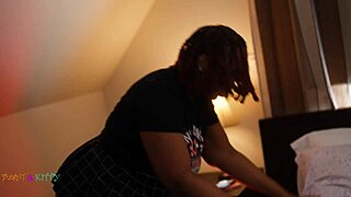 Rica masturbates with dildo in family cabin