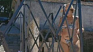 my wife wears a tight body on her big ass, and my husband sees but says nothing