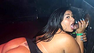 come minha irm� na casa de swing enchi a buceta dela de lite enquanto ela chupava pau de desconhecidos