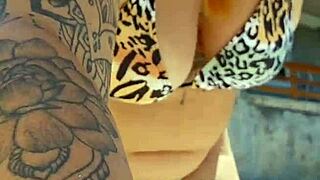 my wife wears a tight body on her big ass, and my husband sees but says nothing