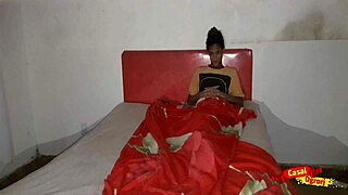 minha enteada uma putinha que me d� o cu quando a m�e n�o est� em casa