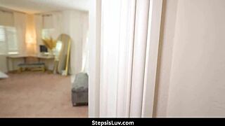 I Make Angel Gostosa Vibrate With Austin Pierce