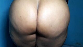 Awesome threesome with bless gold and pussy king