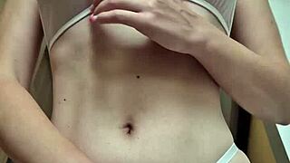 Intense Pussy Licking Instructions With Dirty Talk