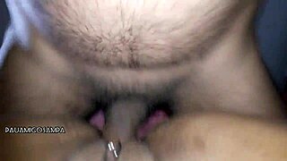 comendo a safada no pelo sem camisinha, ela geme tanto