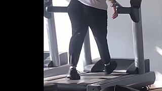 Big Booty Treadmill Girl