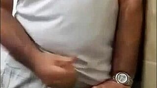 Carvallini old man big sperm cumshot handjob