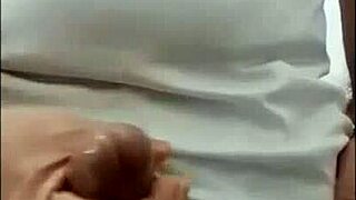 Carvallini old man big sperm cumshot handjob