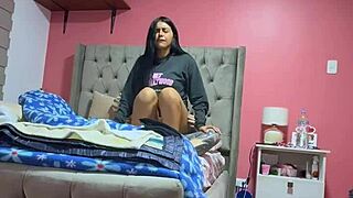 My girlfriend's parents left us alone at home and we enjoyed some quality time