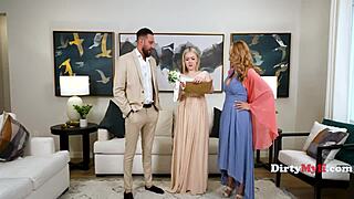 come join the threesome with stepdaughter from the future