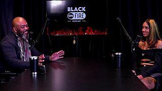 Um Cliente Queria Um Fetiche Criminoso Outros Queriam Idos Quer Ser Conhecida Mundialmente E O Menage Que Fez - Nick Niquita Watch On Sheer Red