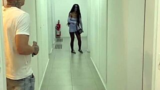 Magrinha Mandrake Gives Wet Pussy To Monster Cock