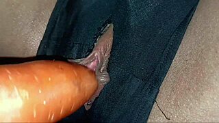 a stranger noticed me masturbating in the car and helped me cum