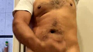Solo anal masturbation feels amazing