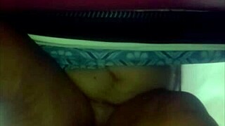 La atrevida le gusta la leche en el sapo hasta adentro sin condón en mi cuarto