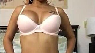 Super Hot Cuban Twerks Her Phat Ass Sensually