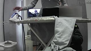 desperate housewife orgasms during normal workday at home