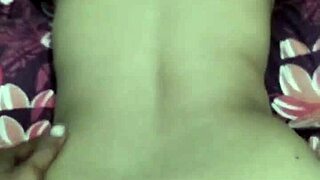 Bokep Indonesia Pedagang Sayur Keliling Di Entot Minta Keluar Dalam