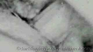 Temná lucerna představuje svou kundičku v těchto viktoriánských erotických zpovědích gentlemena