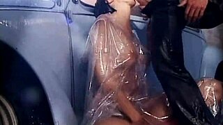 I have a perfect body to fuck under the rain.